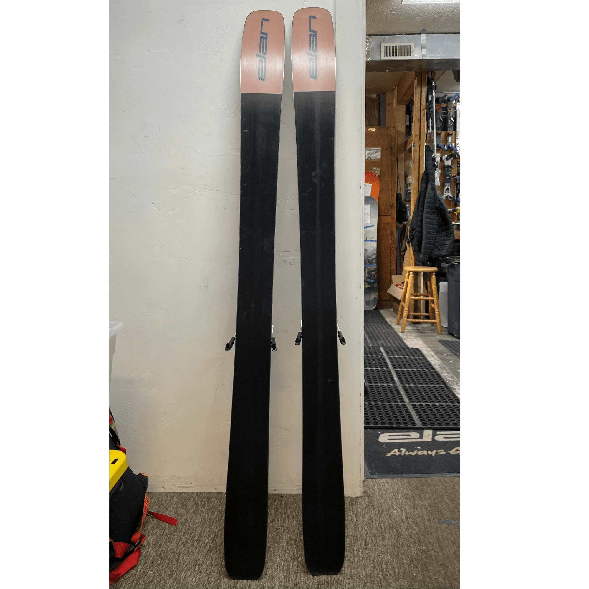 elan ripstick 108 175 + atomic strive 13 (demo)
